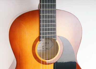 Гитара классическая, нейлон, глянцевая. Strunal (Кремона) 101L-52  в интернет магазине детских музыкальных инструментов Музыка Детям 